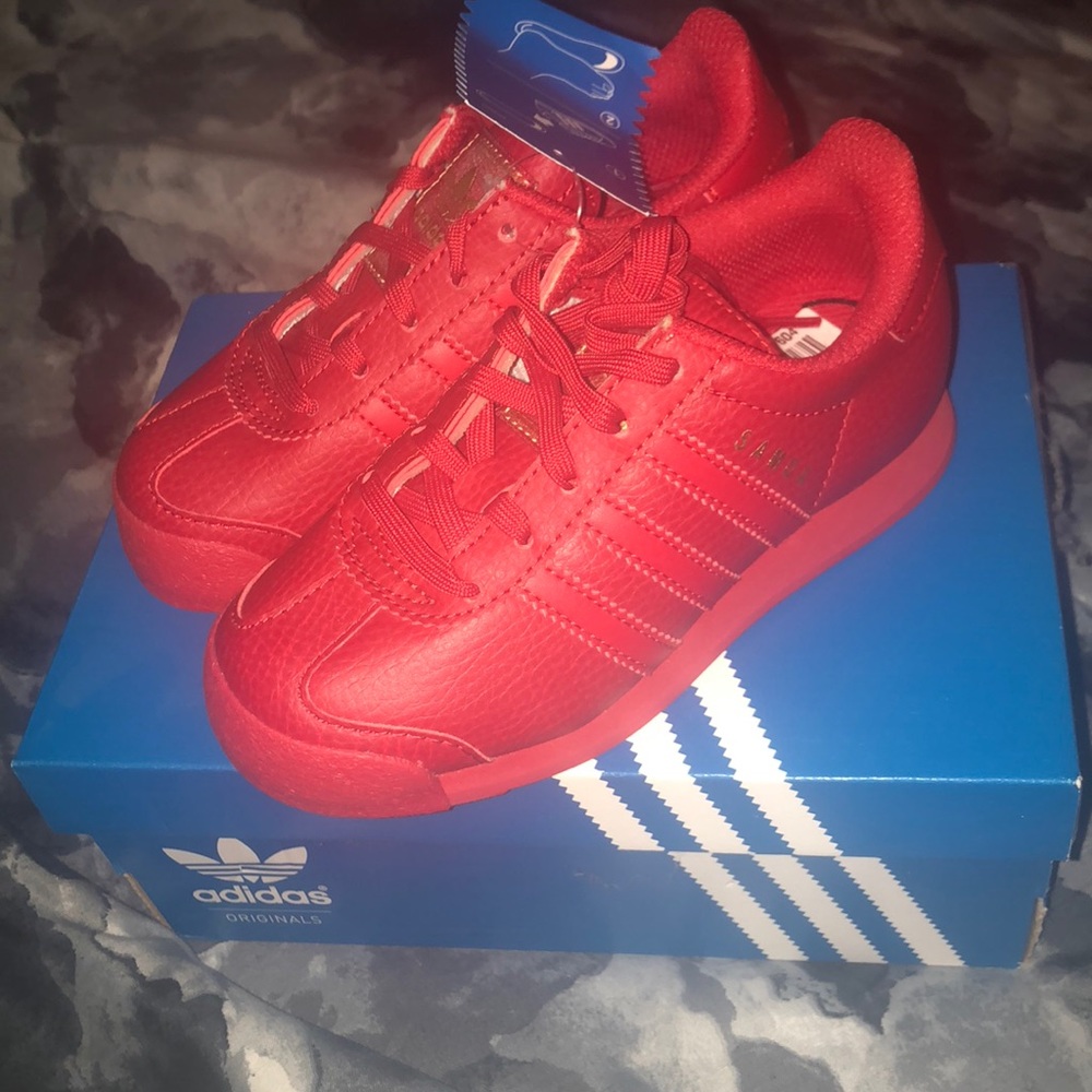 Adidas girls sneakers